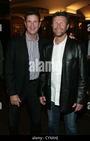 Jim Palmer, Robin Yount at arrivals for 8th All Star Celebrity Classic to Benefit Mr. October Foundation for Kids, The Cosmopolitan of Las Vegas, Las Vegas, NV November 11, 2012. Photo By: James Atoa/Everett Collection/ALamy live news. USA. Stock Photo