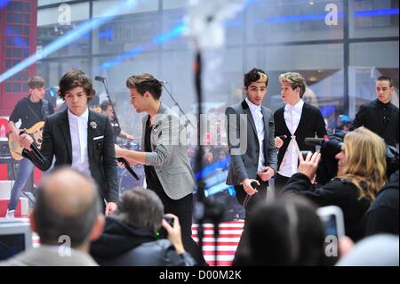 New York, USA. 13th November 2012. Harry Styles, Louis Tomlinson, Zayn Malik, Niall Horan on stage for NBC Today Show Toyota Concert Series with ONE DIRECTION, Rockefeller Plaza, New York, NY November 13, 2012. Photo By: Gregorio T. Binuya/Everett Collection/Alamy Live News Stock Photo