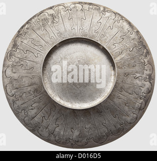 Hand Goring Hermann Göring - an important,splendid display platter from Carinhall ...