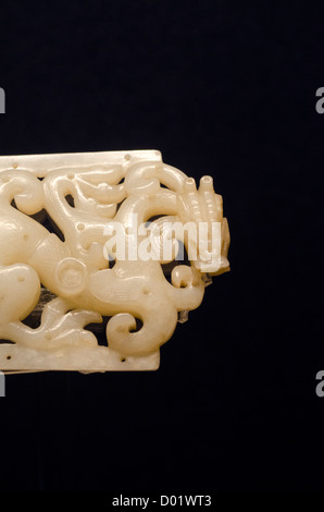 China, Shanghai, Shanghai Museum. Ancient jade collection. Jade belt buckle with dragon design, c. (265-420 AD). Stock Photo
