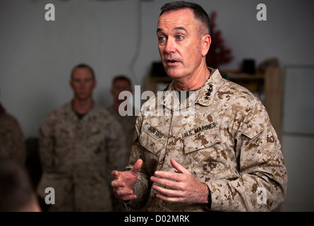 US Marine General Joseph Dunford, assistant commandant of the Marine Corps, speaks to deployed troops during a Christmas Day visit December 25, 2011 in Helmand, Afghanistan. Stock Photo
