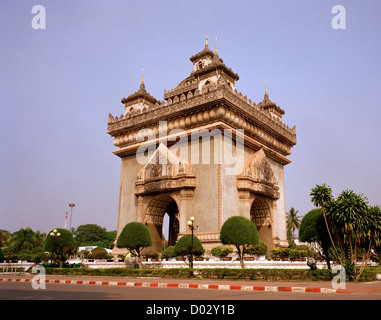 Victory Monument Patuxai Patuxay Monument in Vientiane in Laos in Indochina in Far East Southeast Asia. History Architecture Art Travel Stock Photo