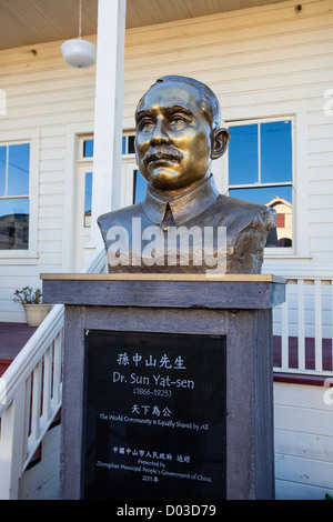 Bronze statue of Dr. Sun Yat-sen in historic Chinese community of Locke, California. Stock Photo