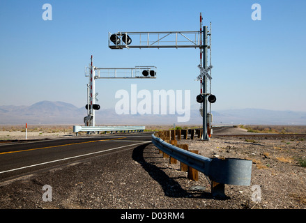 Railroad crossing US 95, Nevada, US. Stock Photo