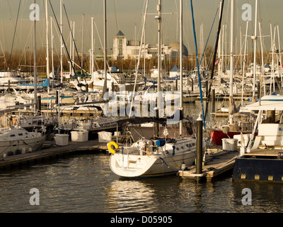 Jersey City Marina with science museum in background Stock Photo