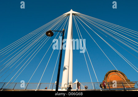 Hungerford Bridge, London, UK Stock Photo