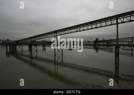 Industrial area on the Thames, London Stock Photo