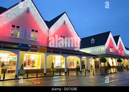 Bicester Village Shopping Centre at Christmas, Bicester, Oxfordshire, England, United Kingdom Stock Photo