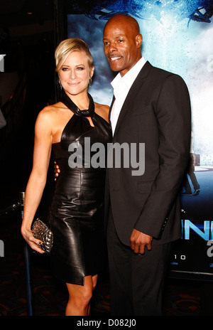 Brittany Daniel and Keenen Ivory Wayans Los Angeles Premiere of 'Skyline' at Regal Cinemas L.A Live Los Angeles, California, Stock Photo