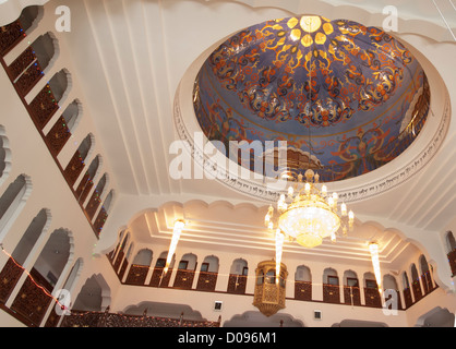 Inside The Shri Guru Nanak Darbar Gurdwara Sikh Temple In Gravesend Kent UK Stock Photo