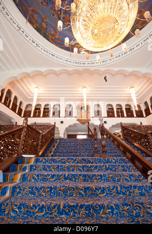 The Grand Staircase Inside The Shri Guru Nanak Darbar Gurdwara Sikh Temple In Gravesend Kent UK Stock Photo