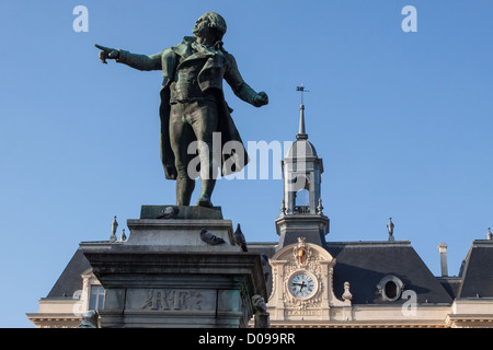 STATUE GEORGES JACQUES DANTON (1759-1794) SCULPTURE DESCA STANDING ON SQUARE IN FRONT MAYOR'S OFFICE CLOCK PINNACLE TOWN HALL Stock Photo