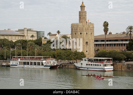 ALONG GUADALQUIVIR RIVER LA TORRE DEL ORO (TOWER GOLD) FORMER MILITARY OBSERVATION TOWER BUILT AT START 13TH CENTURY TODAY Stock Photo