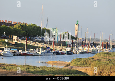 THE PORT OF HOURDEL BAY OF SOMME SOMME (80) FRANCE Stock Photo