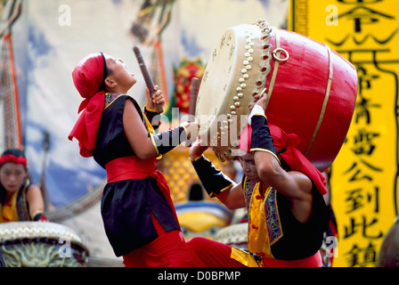 Taiko Drummers from Taiwan drumming on Taiko / Wadaiko Drums at Taiwanese Cultural Festival, Vancouver, British Columbia, Canada Stock Photo