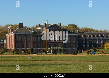 Kensington Palace, Hyde Park, London,UK Stock Photo