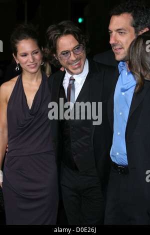 Robert Downey Jr and wife Susan Downey Los Angeles Premiere of 'Due Date' held at the Grauman's Chinese Theatre Hollywood, Stock Photo