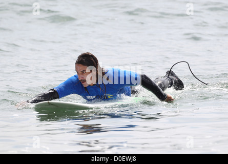 Anthony Kiedis Surfrider Foundation's 5th Annual Celebrity Expression Session at First Point, Surfrider Beach in Malibu Los Stock Photo