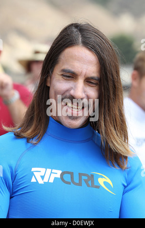 Anthony Kiedis Surfrider Foundation's 5th Annual Celebrity Expression Session at First Point, Surfrider Beach in Malibu Los Stock Photo