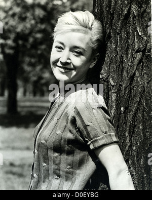 SHEILA BUXTON  Promotional photo of UK singer about 1950 Stock Photo