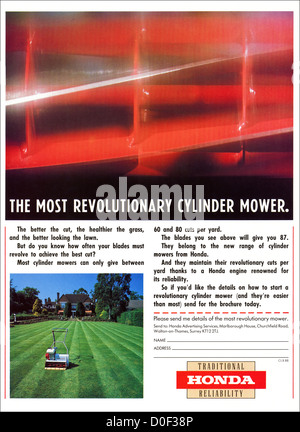 Original 1980s print advertisement from English consumer magazine advertising Honda cylinder lawn mower Stock Photo