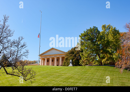 Arlington House, The Robert E. Lee Memorial, at Alington Cemetery in Virginia. Also known as the Custis-Lee Mansion Stock Photo