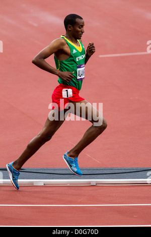 Yenew Alamirew (ETH) competing in the Men's 5000m final at the Olympic Summer Games, London 2012 Stock Photo