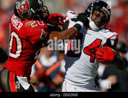 Roddy white hi-res stock photography and images - Alamy