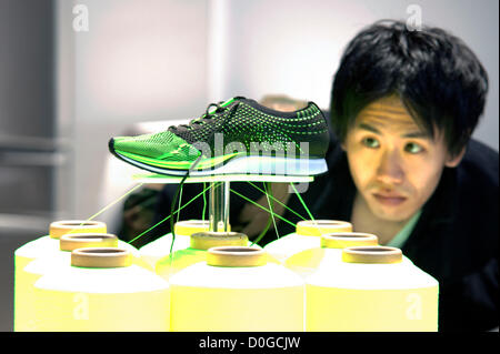 Nike flyknit cheap racer japan