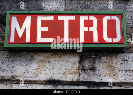 Paris Metro sign at Place de la Concorde, Paris, France Stock Photo