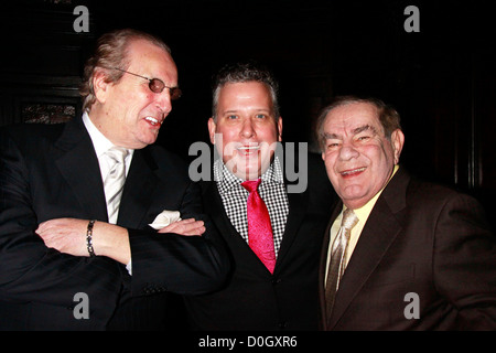 Danny Aiello, Billy Stritch and Freddie Roman The Friars Club hors Michael Feinstein at the Friars Club on East 55th Street Stock Photo