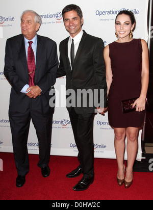 Garry Marshall, John Stamos and Guest Operation Smile's 2010 Smile Gala held at The Beverly Hilton Hotel Beverly Hills, Stock Photo