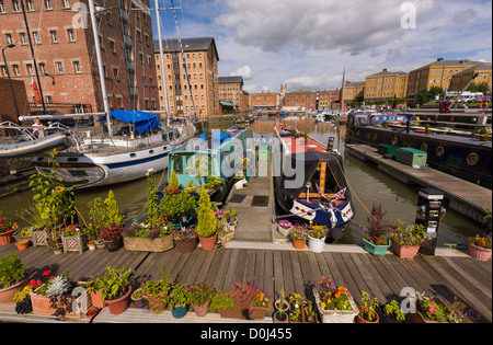 Canal boats moored at the Historic Gloucester Docks, Gloucester Stock Photo