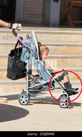 Jessica Alba's daughter Honor Marie Warren is seen out and about in Los