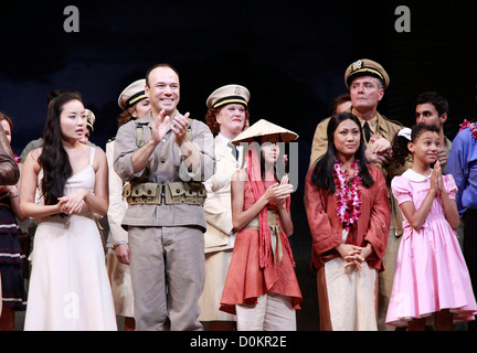 Li Jun Li, Danny Burstein, Liz McCartney, Laurissa Romain and cast Closing night of the Lincoln Center Theater production of Stock Photo