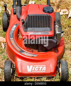 Victa lawn mower hi res stock photography and images Alamy