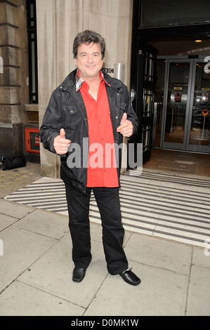 Les McKeown of the Bay City Rollers Celebrities outside the Radio 1 studios. London, England - 23.08.10 Stock Photo