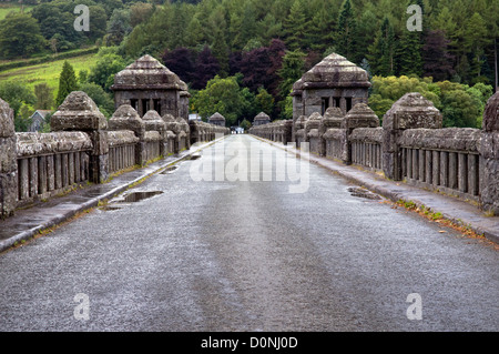 symmetrical view of the road across Lake Vyrnwy Dam, Powys, mid Wales, UK Stock Photo