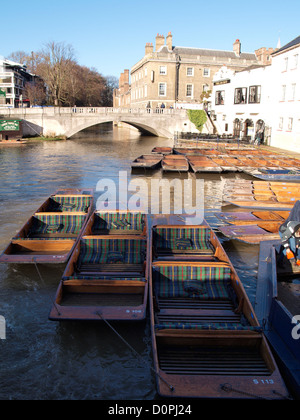 Punts on the river Cam, Cambridge, UK Stock Photo