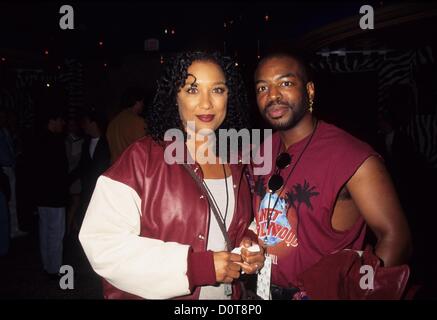 LEVAR BURTON with wife Stephanie Kozart 1995.k3012lr.(Credit Image: © Lisa Rose/Globe Photos/ZUMAPRESS.com) Stock Photo