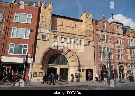 The Whitechapel Gallery, a public art gallery on the north side of Whitechapel High Street, London, UK. Stock Photo