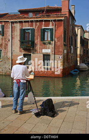 Plein Air painter in Venice, Italy Stock Photo