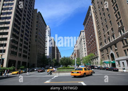 Park Avenue, Upper East Side, Manhattan, New York City, USA Stock Photo