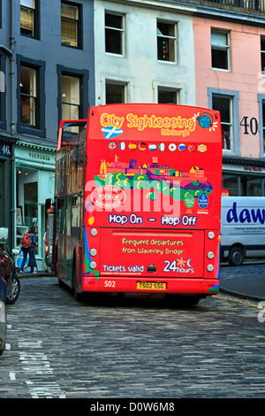 Open top sightseeing bus, Victoria Street, Edinburgh, Scotland Stock Photo