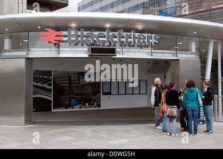 The new Blackfriars station southern entrance, London, UK Stock Photo