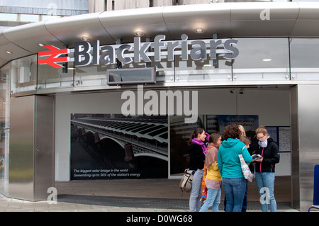 The new Blackfriars station southern entrance, London, UK Stock Photo