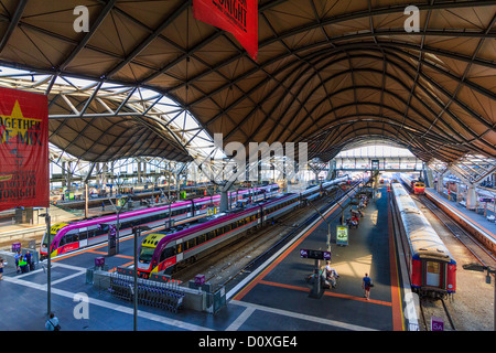 Australia, Melbourne, Southern Cross, Train Station, Victoria, trains, station Stock Photo