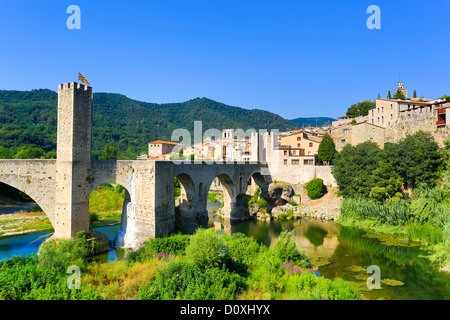 Spain Europe Catalonia Girona Province Medieval Besalu town Bridge arch architecture besalu bridge girona medieval Stock Photo