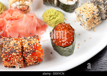 Closeup of portion of sushi with flying fish roe Stock Photo - Alamy