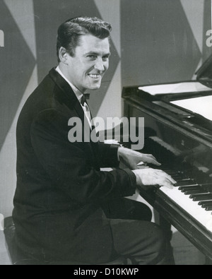 RUSS CONWAY (1925-2000) English popular pianist in 1959 Stock Photo - Alamy